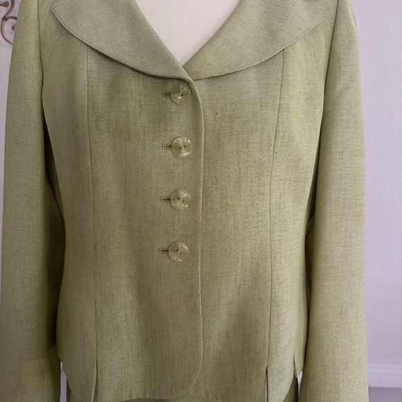 Suit Studio Pistachio Green Women's Skirt Suit - Picture 3 of 6